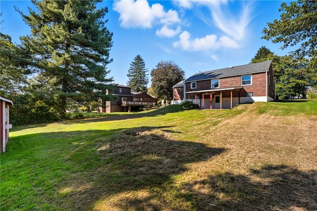 332 E Maitland Lane, Neshannock Twp, PA 16105