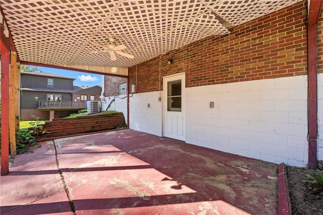 332 E Maitland Lane, Neshannock Twp, PA 16105