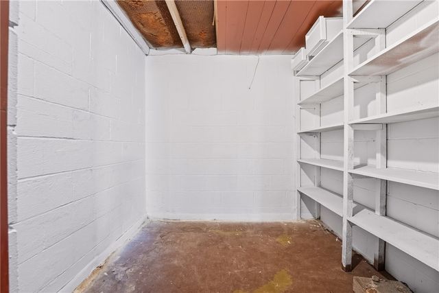 332 E Maitland Lane, Neshannock Twp, PA 16105