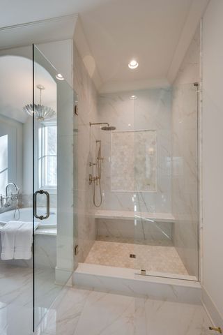 811 Neartop Dr, Nashville, TN 37205