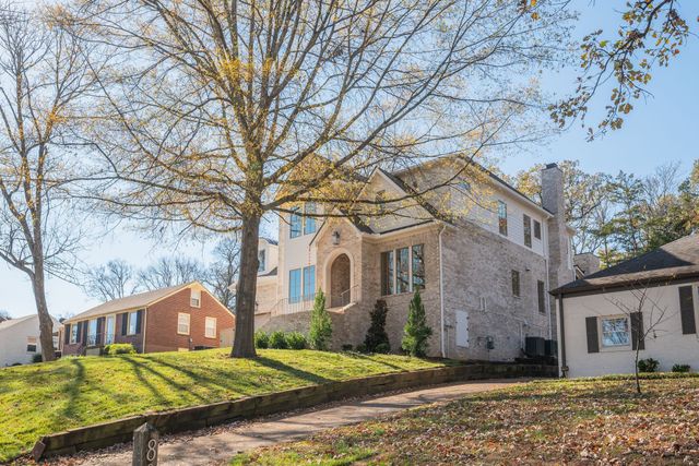 811 Neartop Dr, Nashville, TN 37205