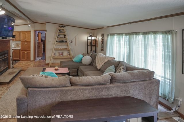 1416 S Ainger Road, Charlotte, MI 48813