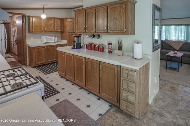 1416 S Ainger Road, Charlotte, MI 48813