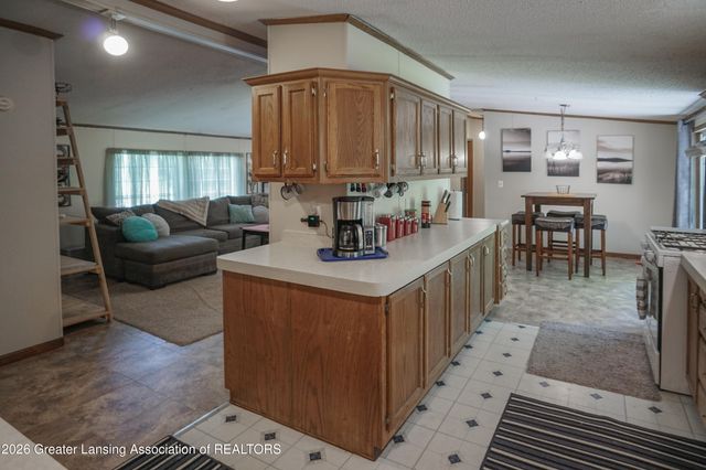 1416 S Ainger Road, Charlotte, MI 48813