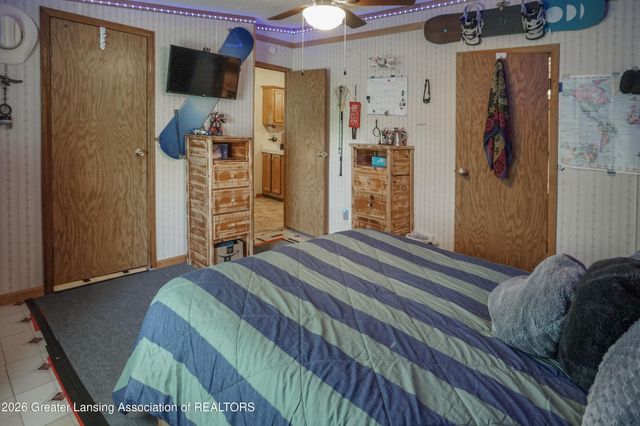 1416 S Ainger Road, Charlotte, MI 48813