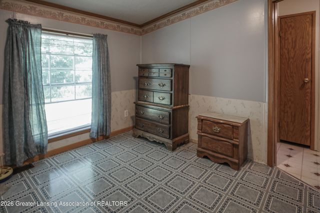 1416 S Ainger Road, Charlotte, MI 48813