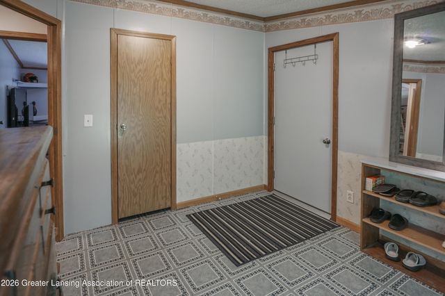 1416 S Ainger Road, Charlotte, MI 48813