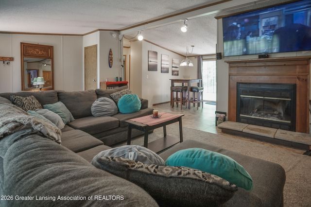 1416 S Ainger Road, Charlotte, MI 48813