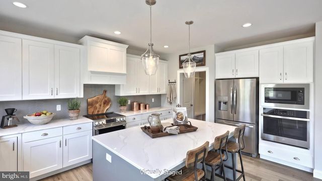 316 GOSHAWKS RD, Denver, PA 17517