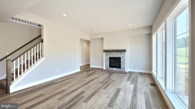 316 GOSHAWKS RD, Denver, PA 17517