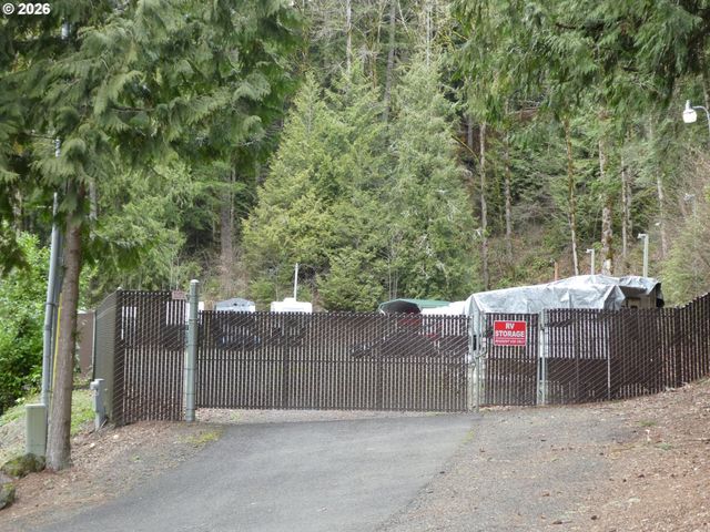 32700 Se LEEWOOD Ln 32, Boring, OR 97009