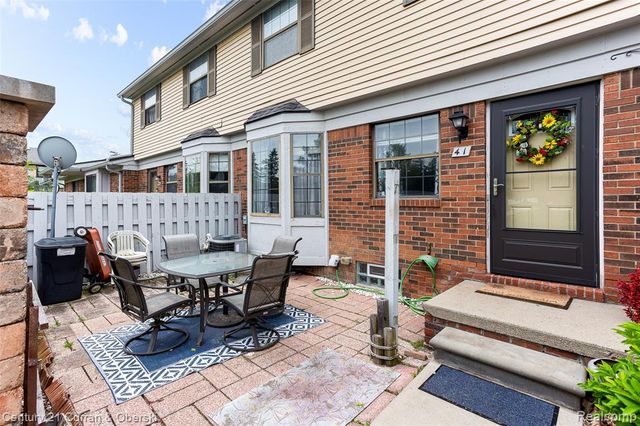 1921 Vine Way Drive 41, Canton, MI 48188