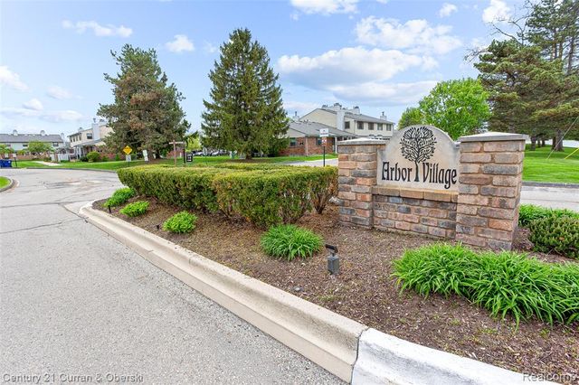 1921 Vine Way Drive 41, Canton, MI 48188