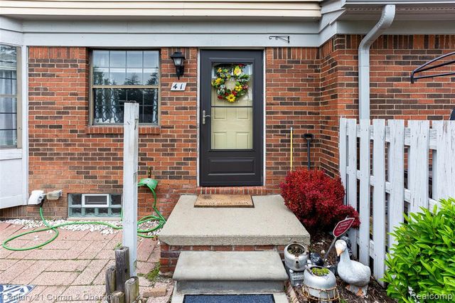 1921 Vine Way Drive 41, Canton, MI 48188