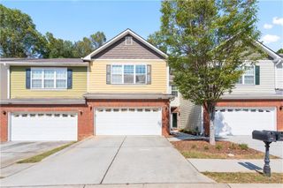 1126 Treymont Ln, Lawrenceville, GA 30045