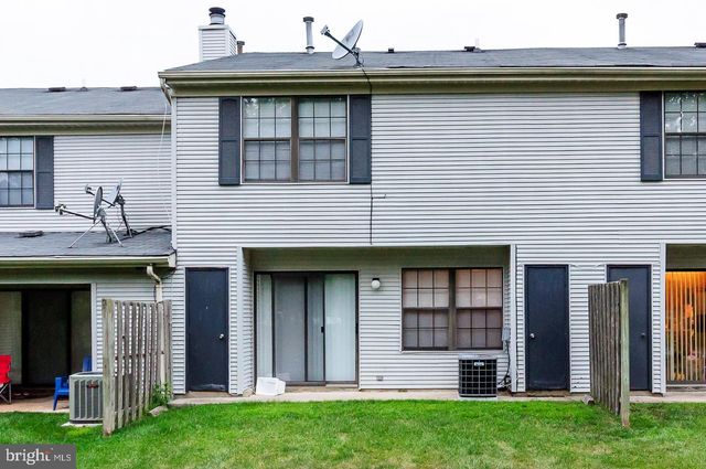 2 STOUT CT, Lawrence Township, NJ 08648