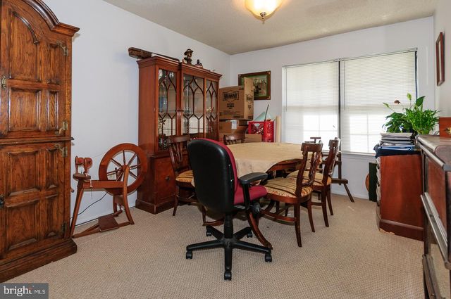 2 STOUT CT, Lawrence Township, NJ 08648