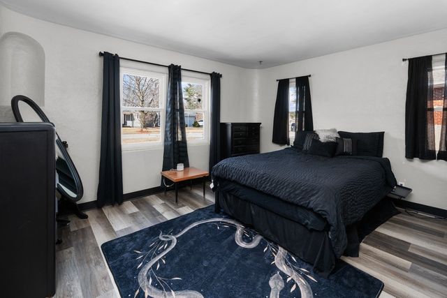 1890 24th Avenue Court, Moline, IL 61265