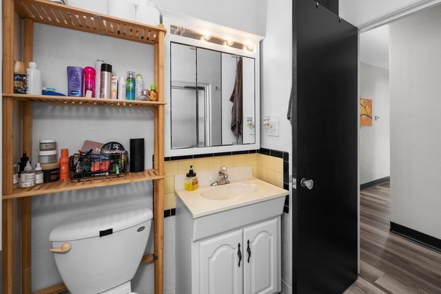 1890 24th Avenue Court, Moline, IL 61265