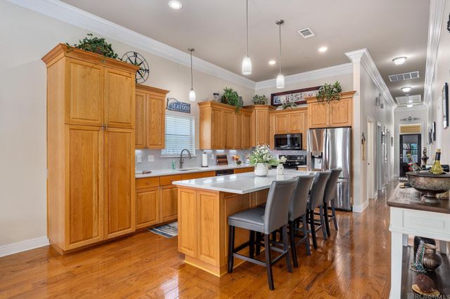 12373 Home Port Dr, Maurepas, LA 70449