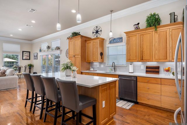 12373 Home Port Dr, Maurepas, LA 70449