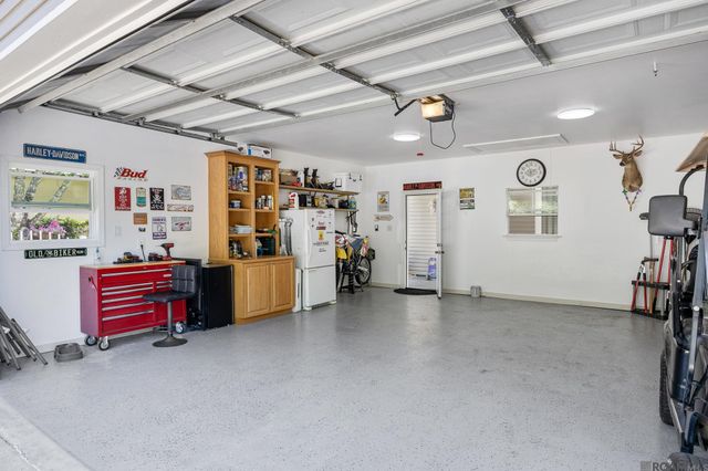12373 Home Port Dr, Maurepas, LA 70449