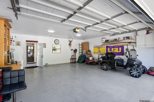12373 Home Port Dr, Maurepas, LA 70449