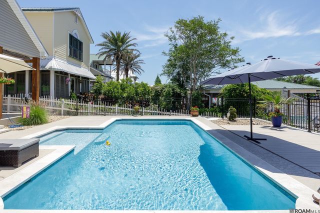 12373 Home Port Dr, Maurepas, LA 70449