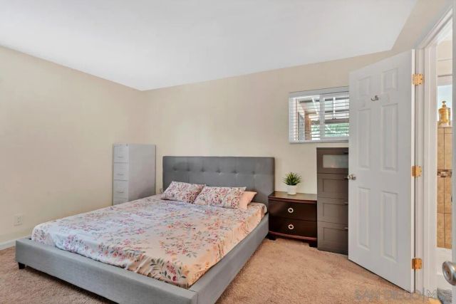 7907 Poplin Dr, Santee, CA 92071