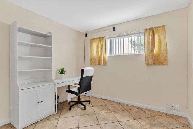 7907 Poplin Dr, Santee, CA 92071