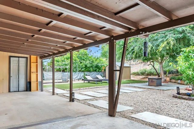 7907 Poplin Dr, Santee, CA 92071
