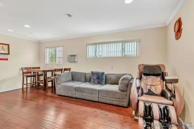 7907 Poplin Dr, Santee, CA 92071