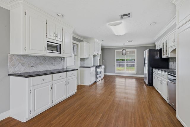3970 Jacobs Way, Lake Charles, LA 70605