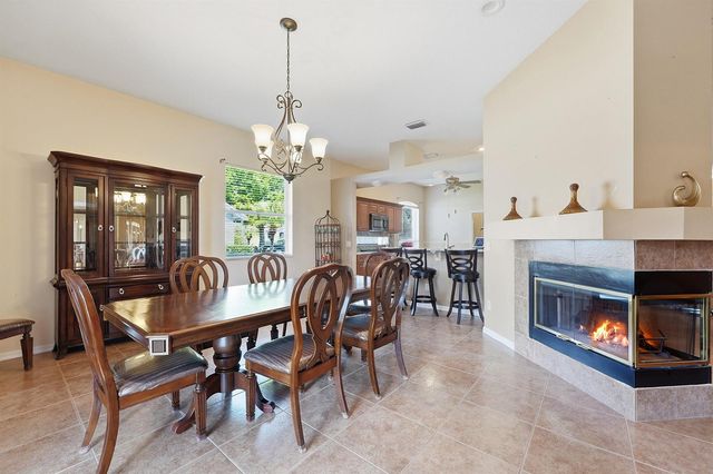 640 NW Venetto Court, Port St. Lucie, FL 34986