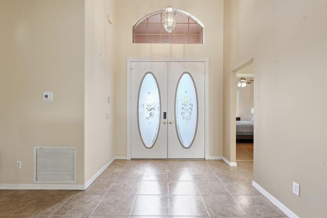 640 NW Venetto Court, Port St. Lucie, FL 34986