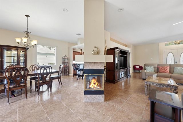 640 NW Venetto Court, Port St. Lucie, FL 34986