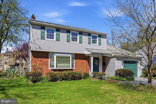 306 VALLEY RUN DR, Cherry Hill, NJ 08002