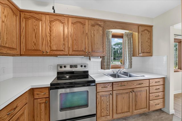 1920 Langley Avenue, St. Joseph City, MI 49085