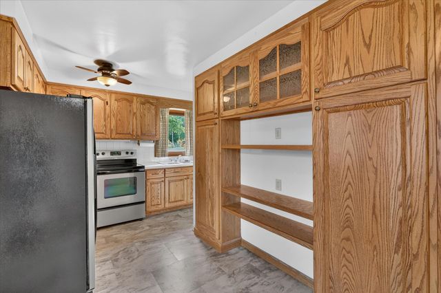 1920 Langley Avenue, St. Joseph City, MI 49085