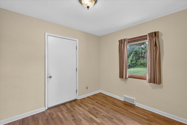 1920 Langley Avenue, St. Joseph City, MI 49085