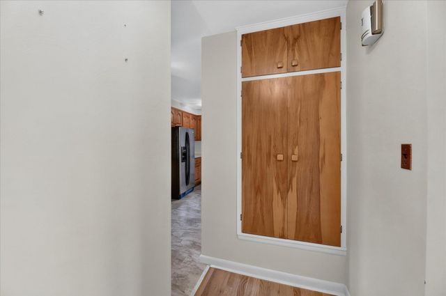 1920 Langley Avenue, St. Joseph City, MI 49085