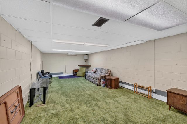 1920 Langley Avenue, St. Joseph City, MI 49085