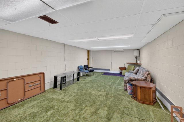 1920 Langley Avenue, St. Joseph City, MI 49085