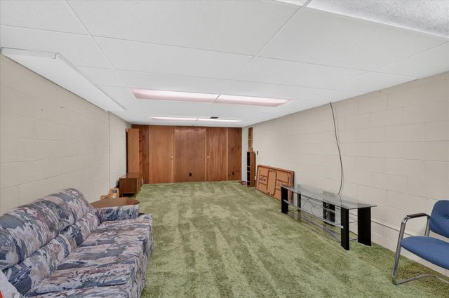 1920 Langley Avenue, St. Joseph City, MI 49085