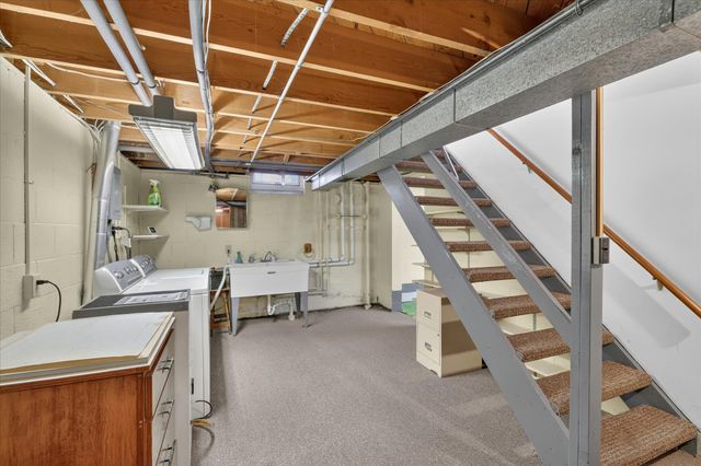 1920 Langley Avenue, St. Joseph City, MI 49085