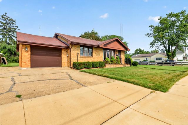 1920 Langley Avenue, St. Joseph City, MI 49085