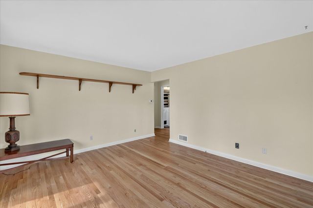 1920 Langley Avenue, St. Joseph City, MI 49085