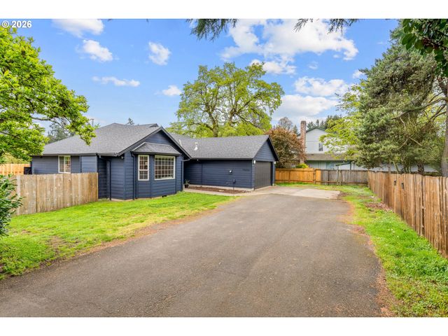 14206 Se RAELYN Ter, Milwaukie, OR 97267