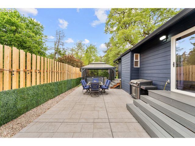 14206 Se RAELYN Ter, Milwaukie, OR 97267