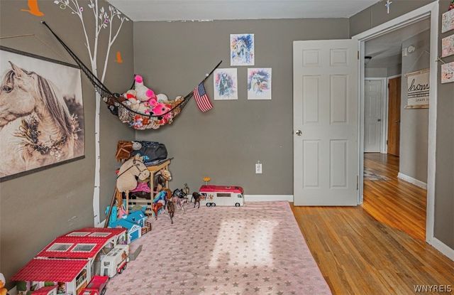 72 Outwater Drive, Lockport City, NY 14094